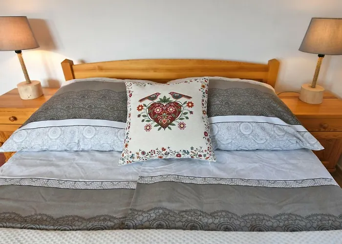 Pod Lasem Privatunterkunft